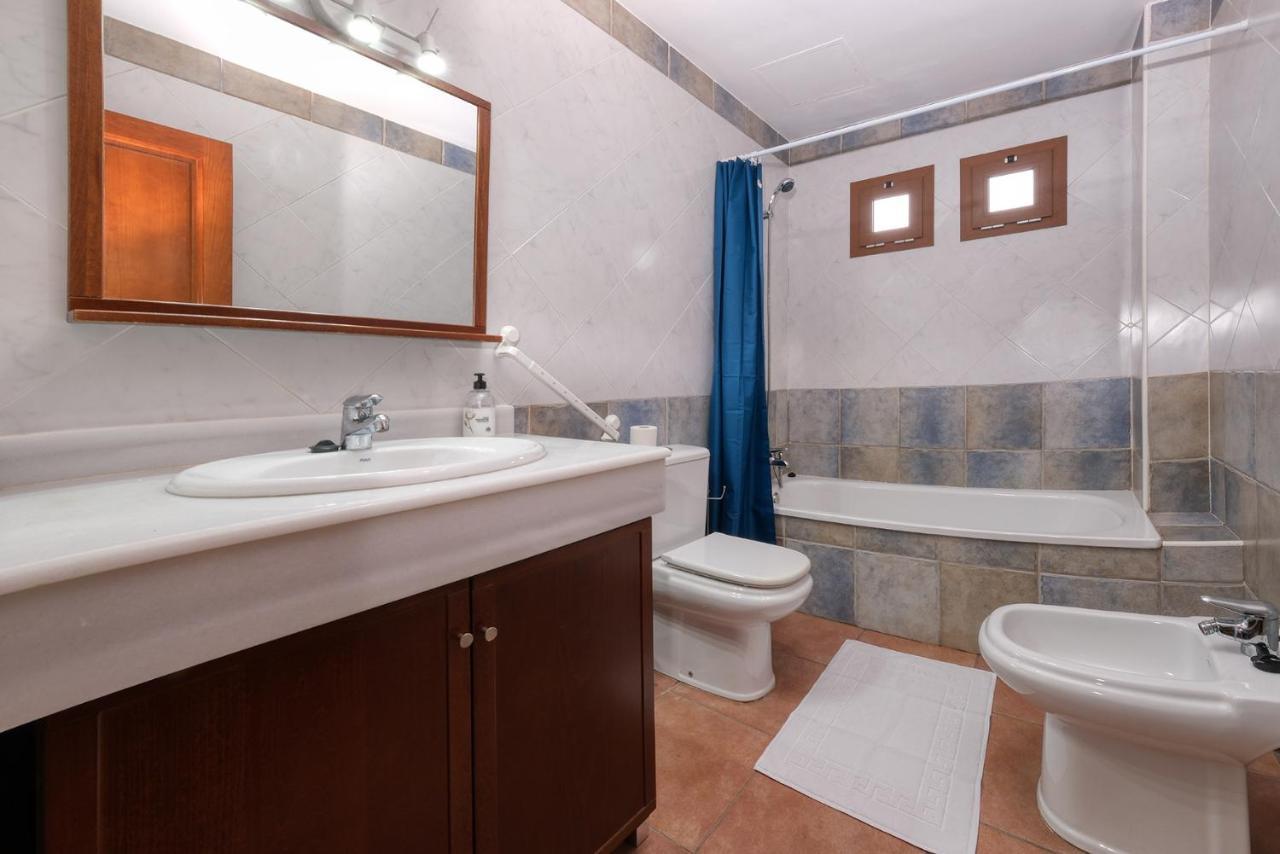 Villa Casa Elin-Shared Pool, Fast Wifi Costa Teguise Esterno foto